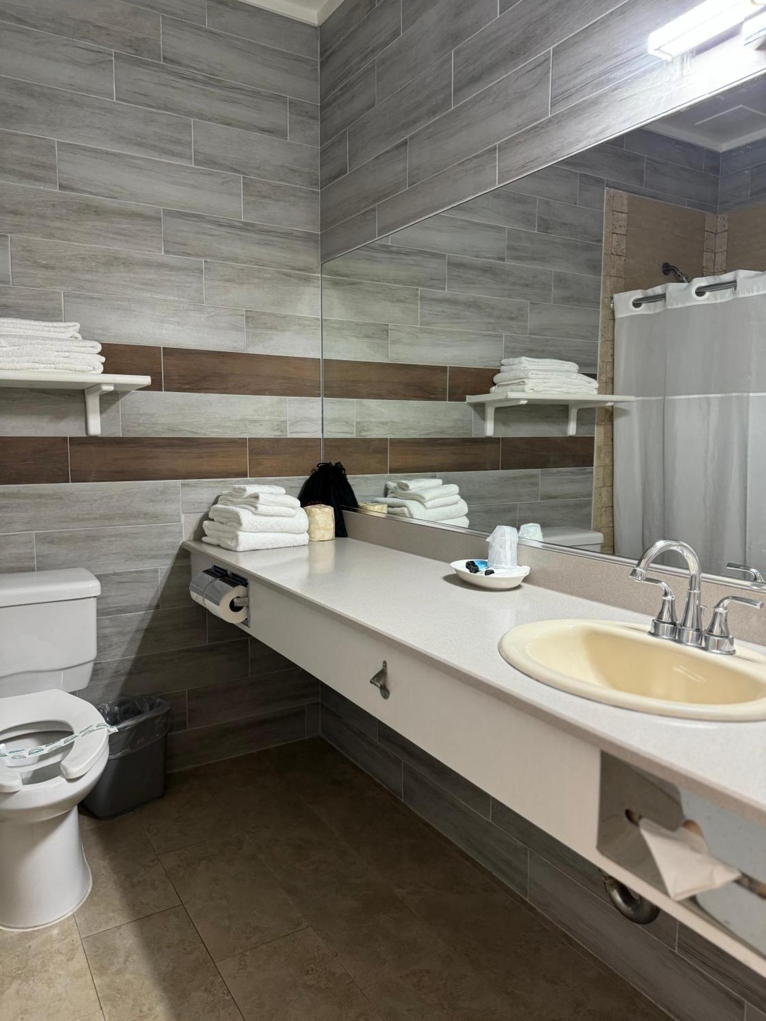 Garden Suite Hotel And Resort Λος Άντζελες Εξωτερικό φωτογραφία