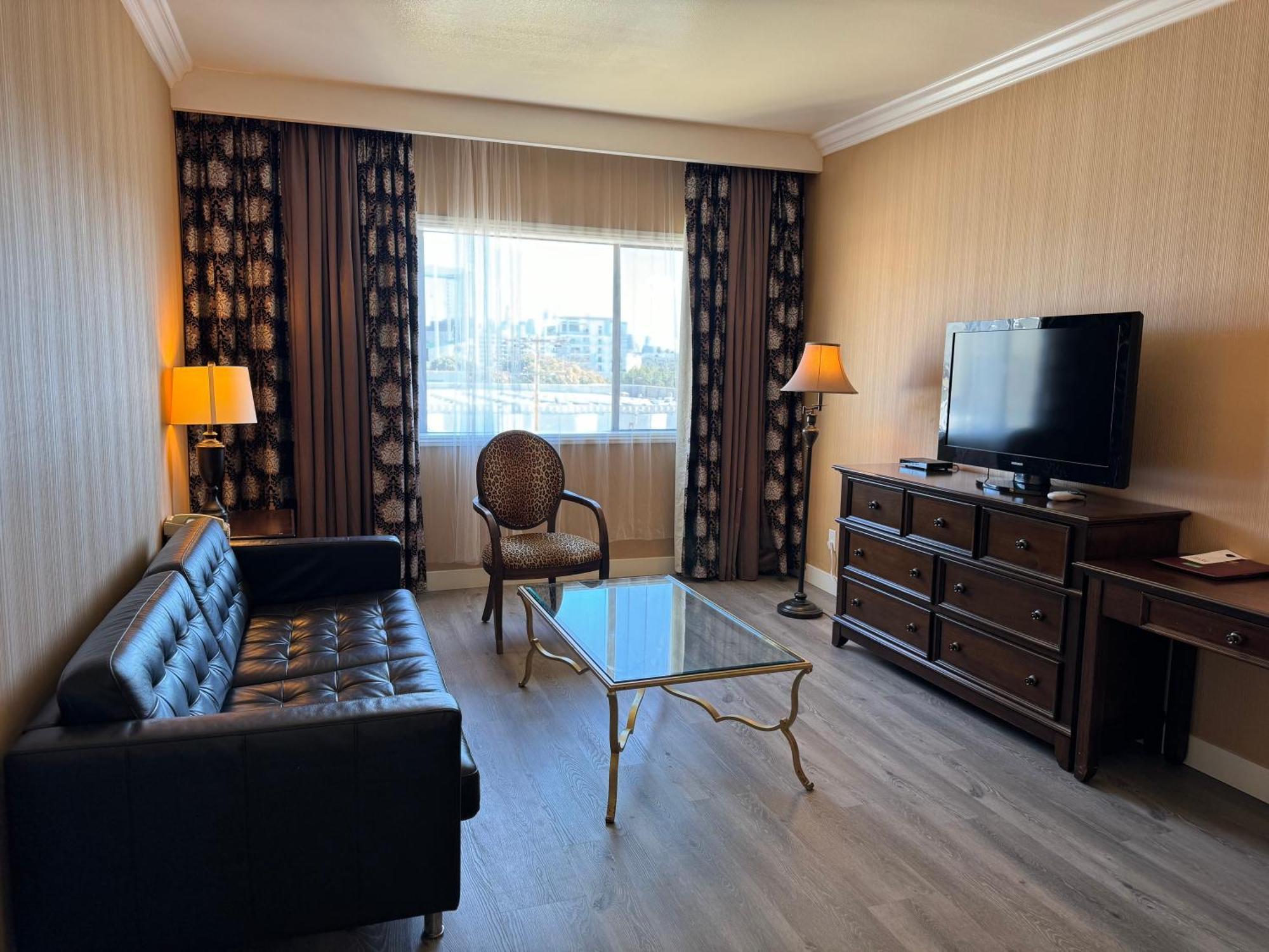 Garden Suite Hotel And Resort Λος Άντζελες Εξωτερικό φωτογραφία